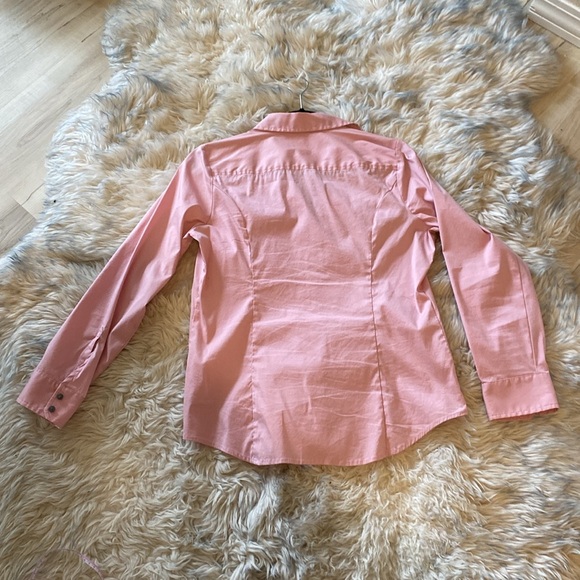 Express soft pink blouse - Picture 3 of 3
